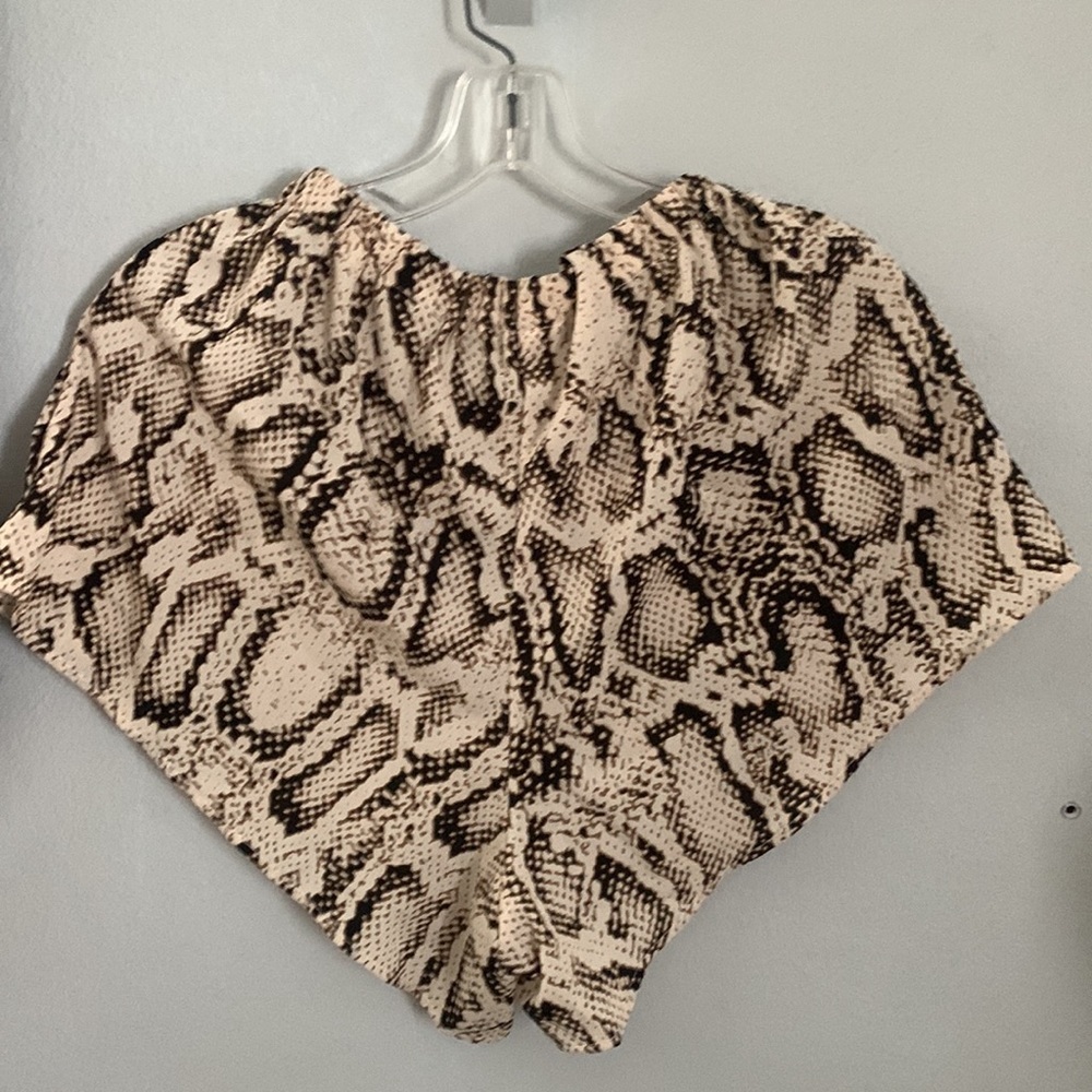 Animal Print Shorts - Picture 2 of 4